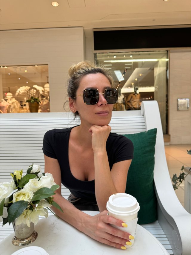 Rena, 31, Санни-Айлс-Бич - "РусДэйт"